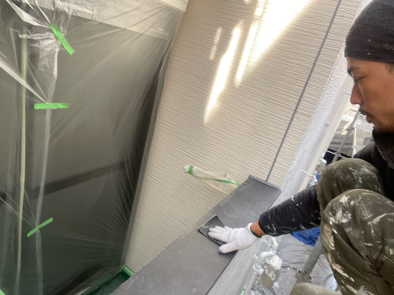 笠木板金研磨作業