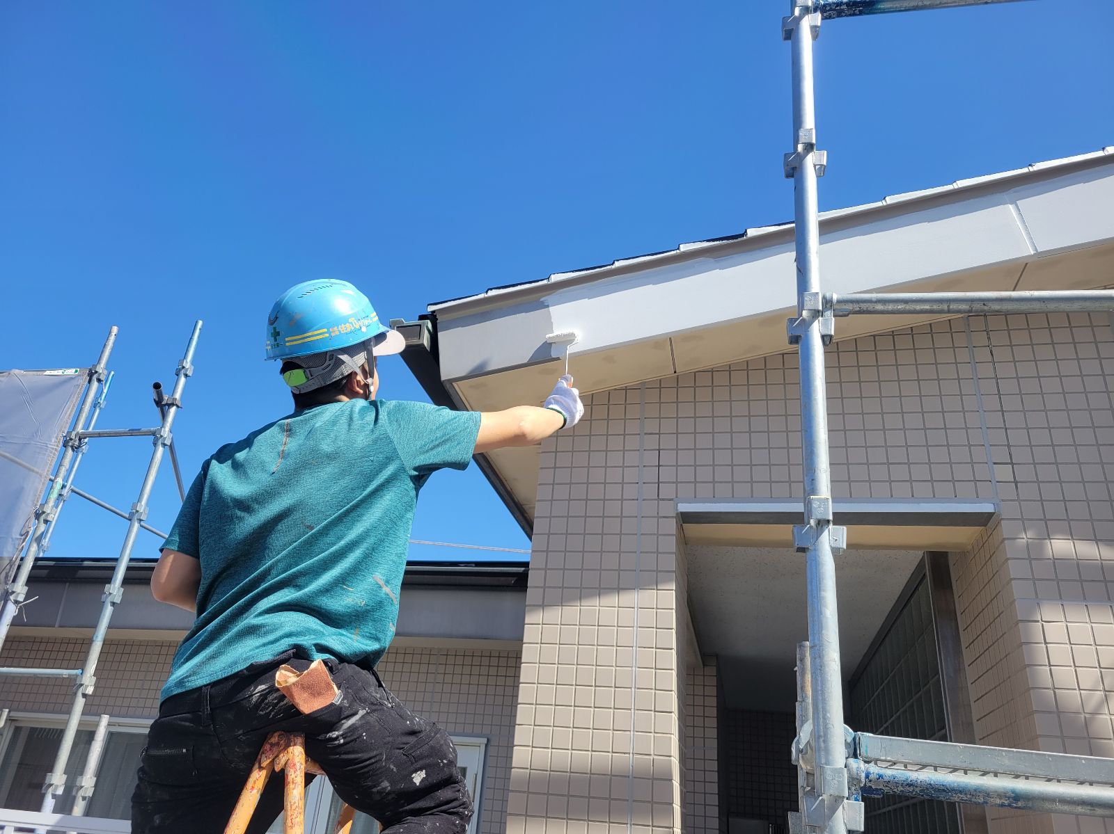 破風・鼻隠し板金錆止め塗装