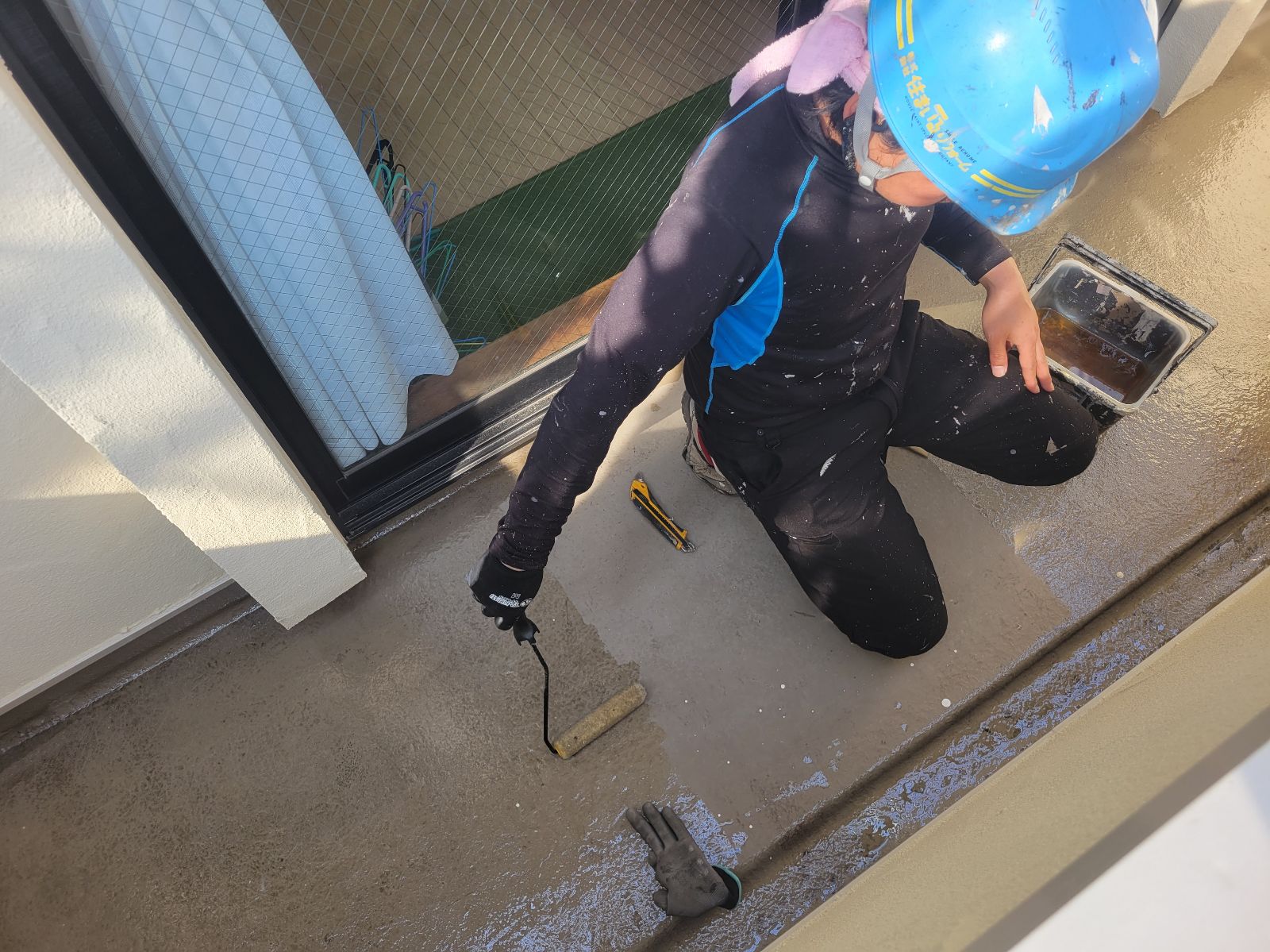 ベランダ床下塗り塗装