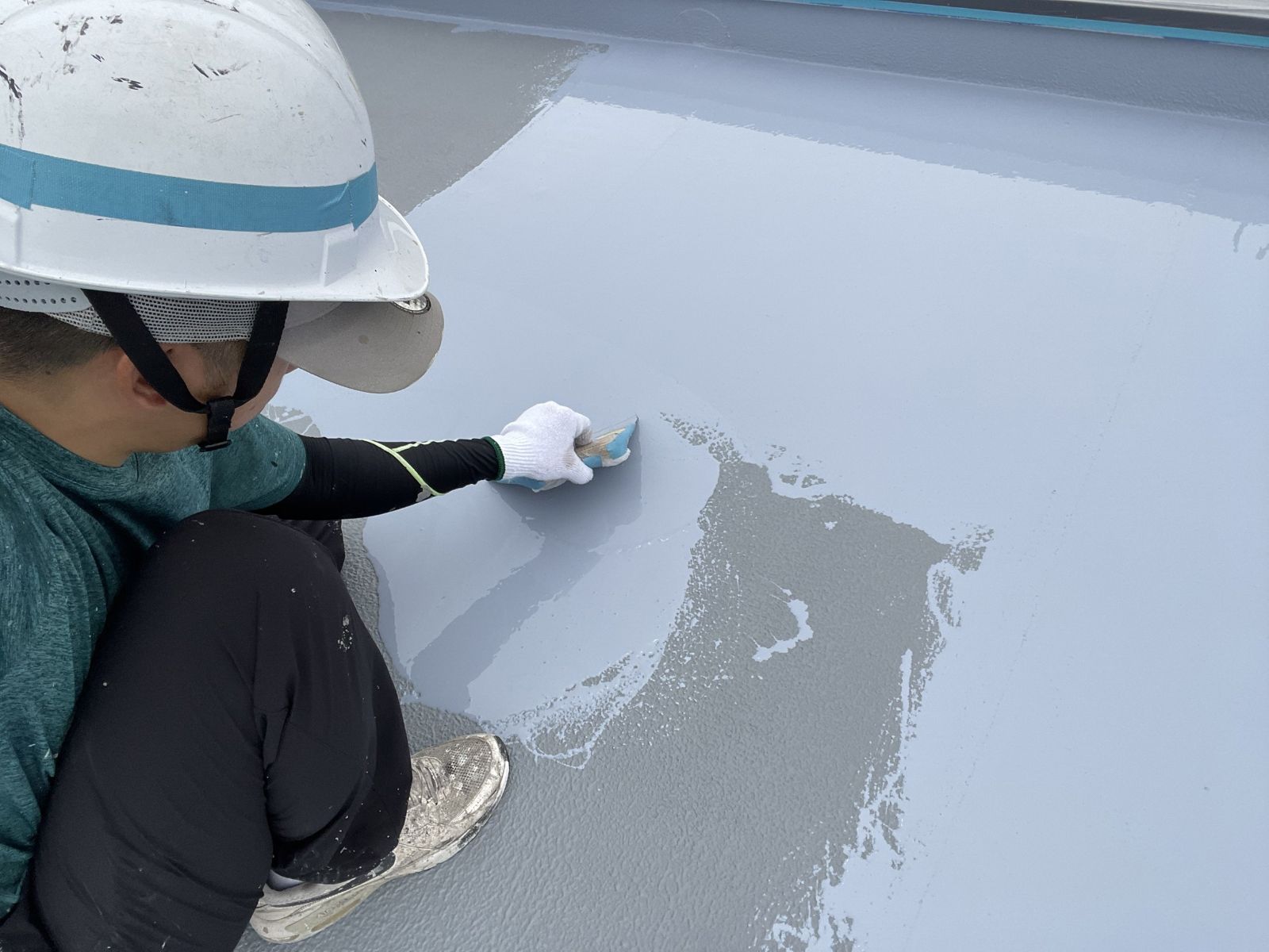 屋上防水ウレタン塗膜防水塗装１