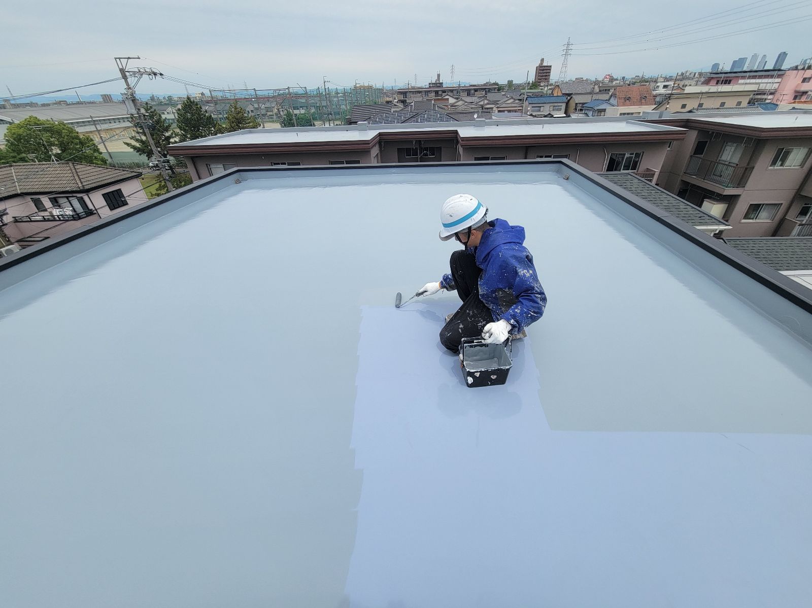 屋上防水上塗り塗装