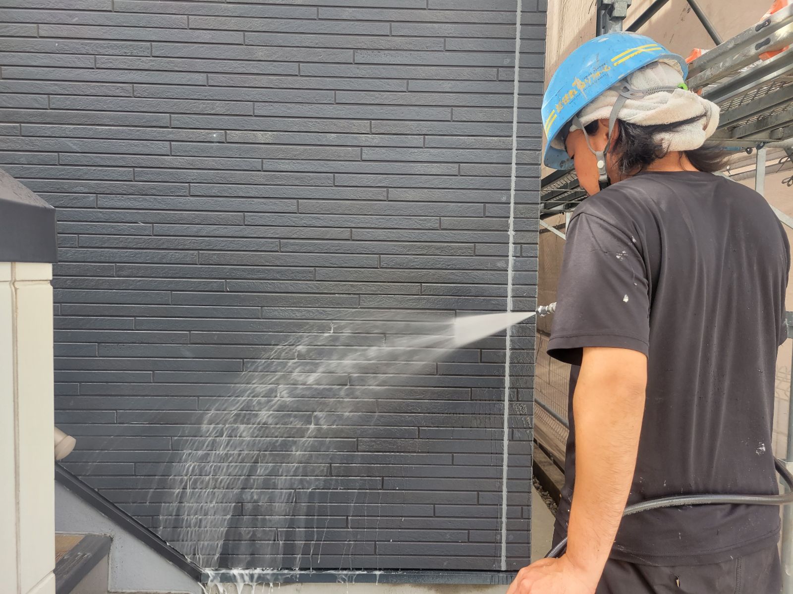 外壁高圧洗浄作業