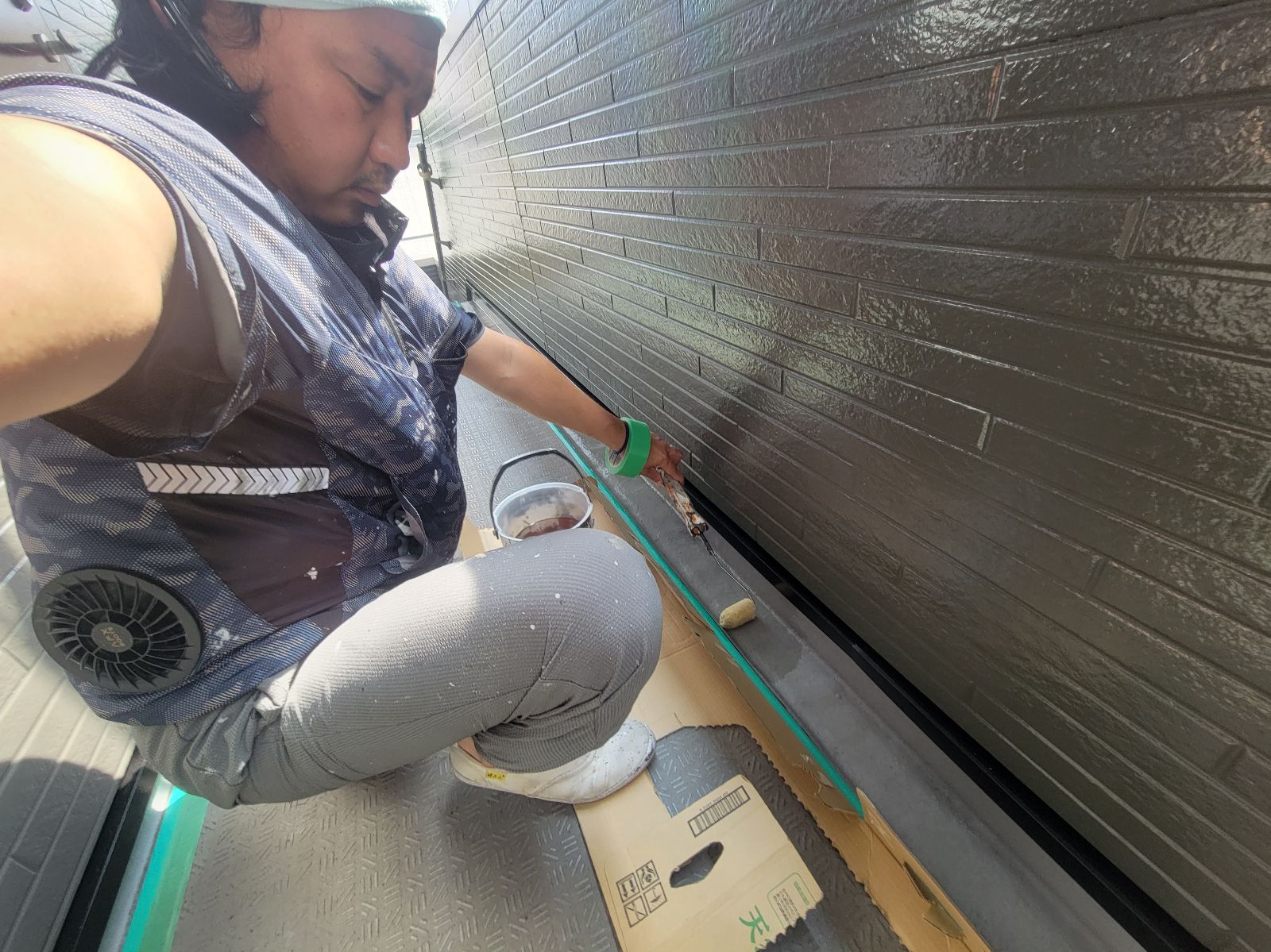 共用通路側溝下塗り塗装